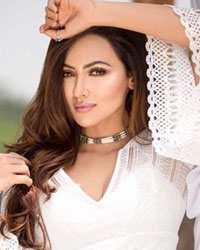 Sana Khan